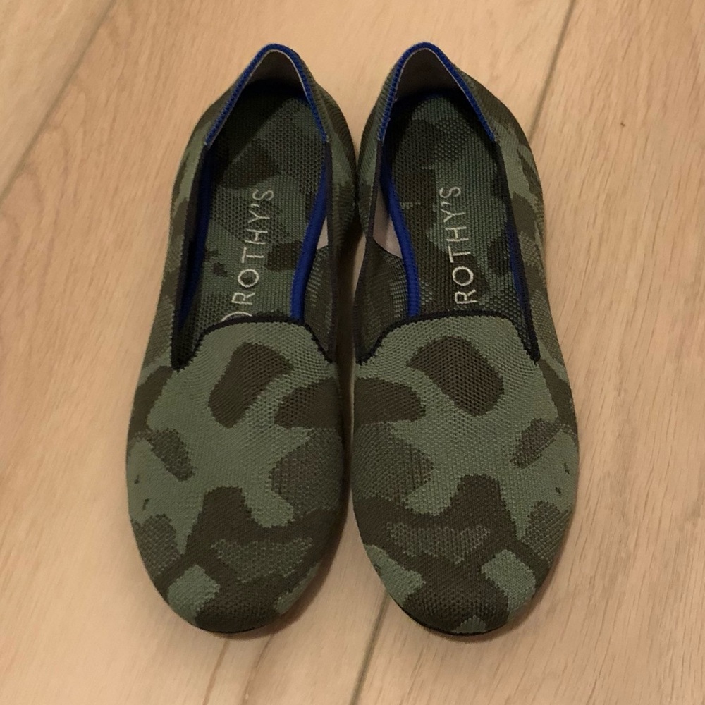 Rothys Loafer Camo in size US 9.5 Woman’s
